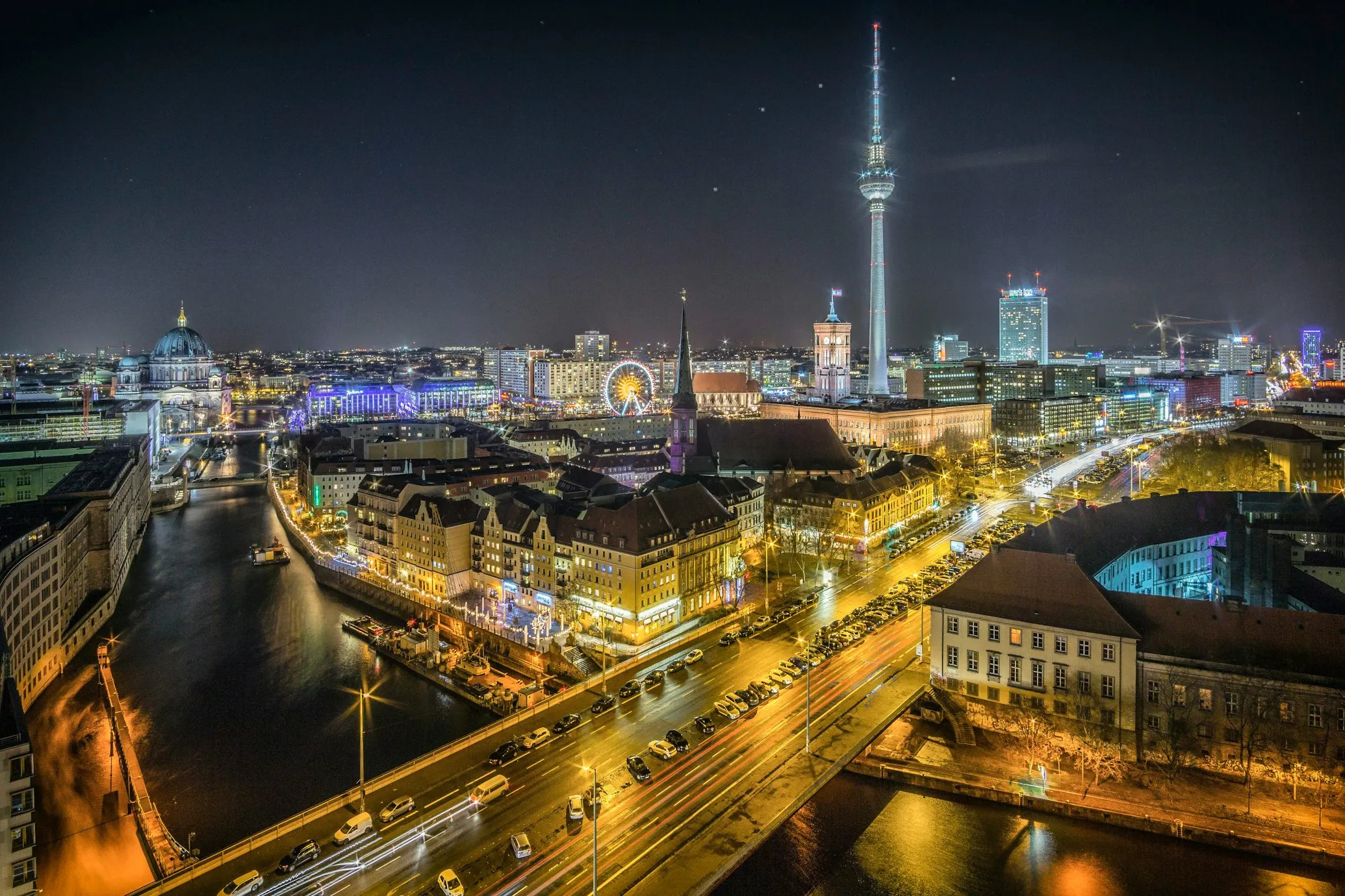 ul. Zielona 24, 01-234 Warszawa, Polska